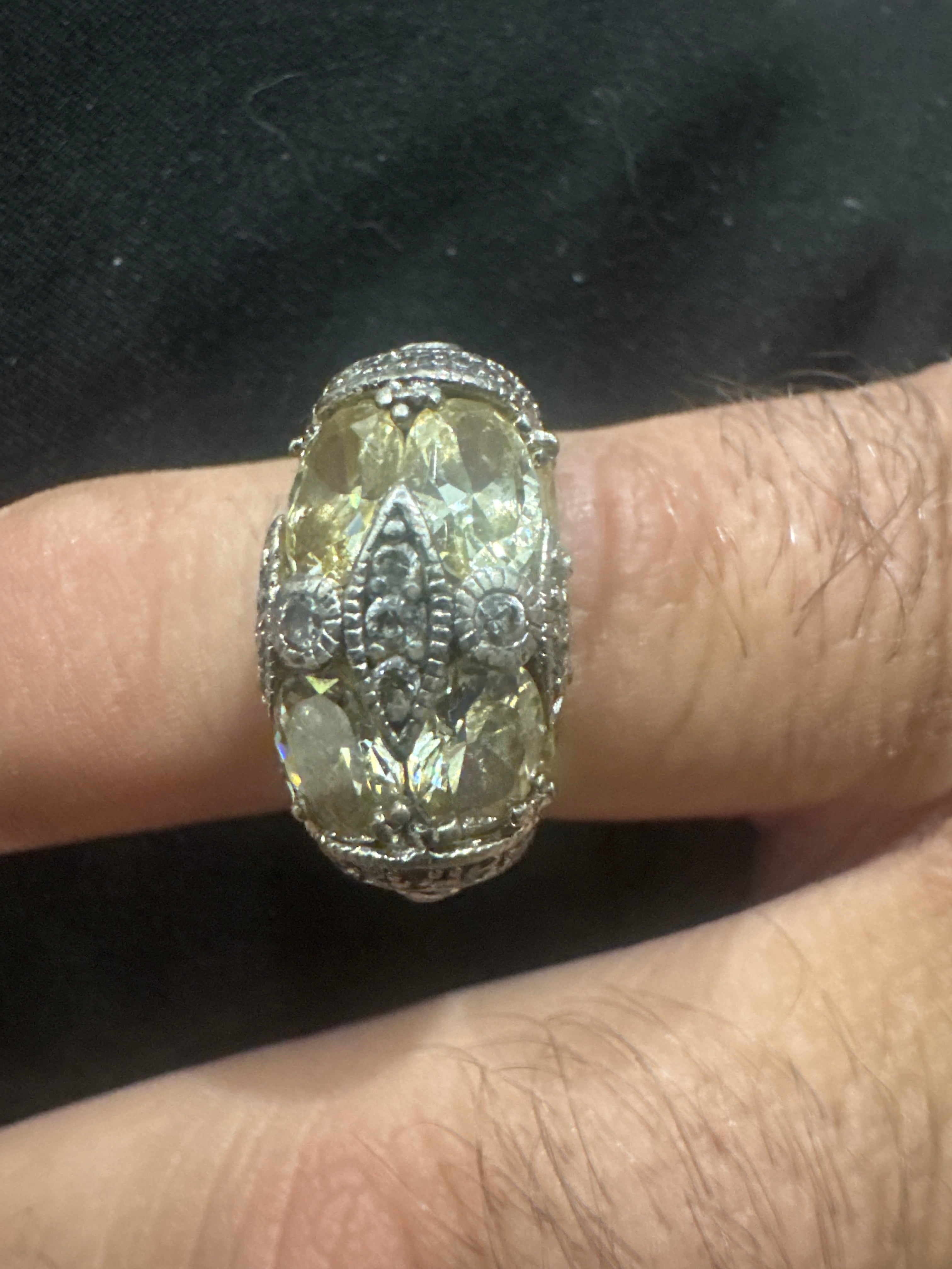 Sterling silver 925 ring size 8